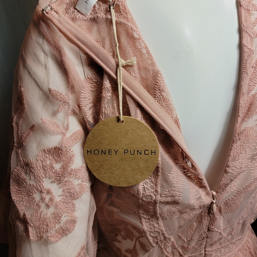 NWT Honey Punch Blush Romper